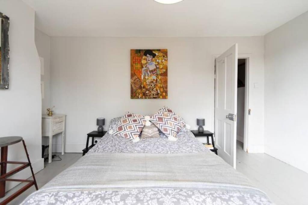Heart Of The Beautiful Old Town Apartman Hastings Kültér fotó